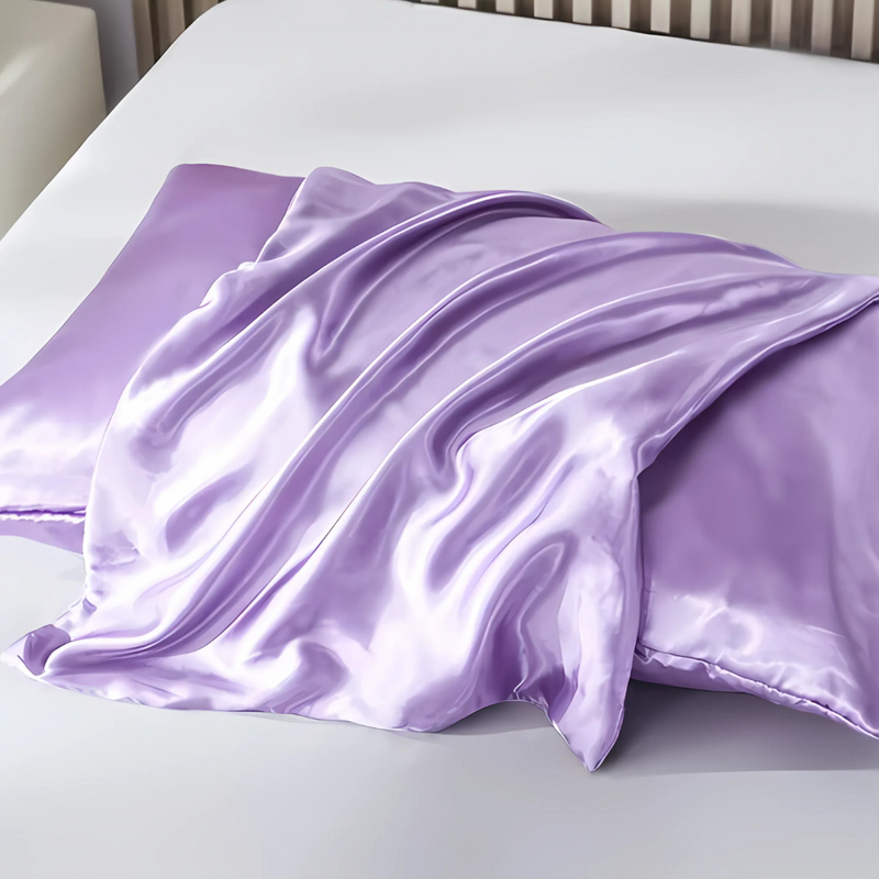 Funda de satén anti-frizz y anti-acné.